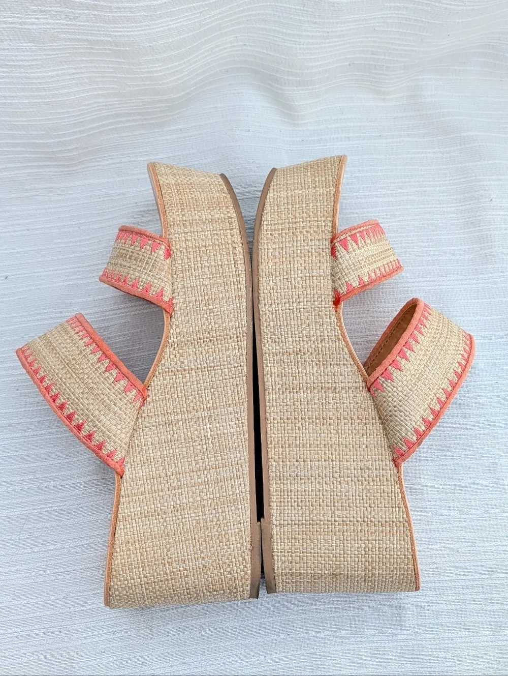 DV by Dolce Vita  Double-Strap Wedge Sandals Size 8.5